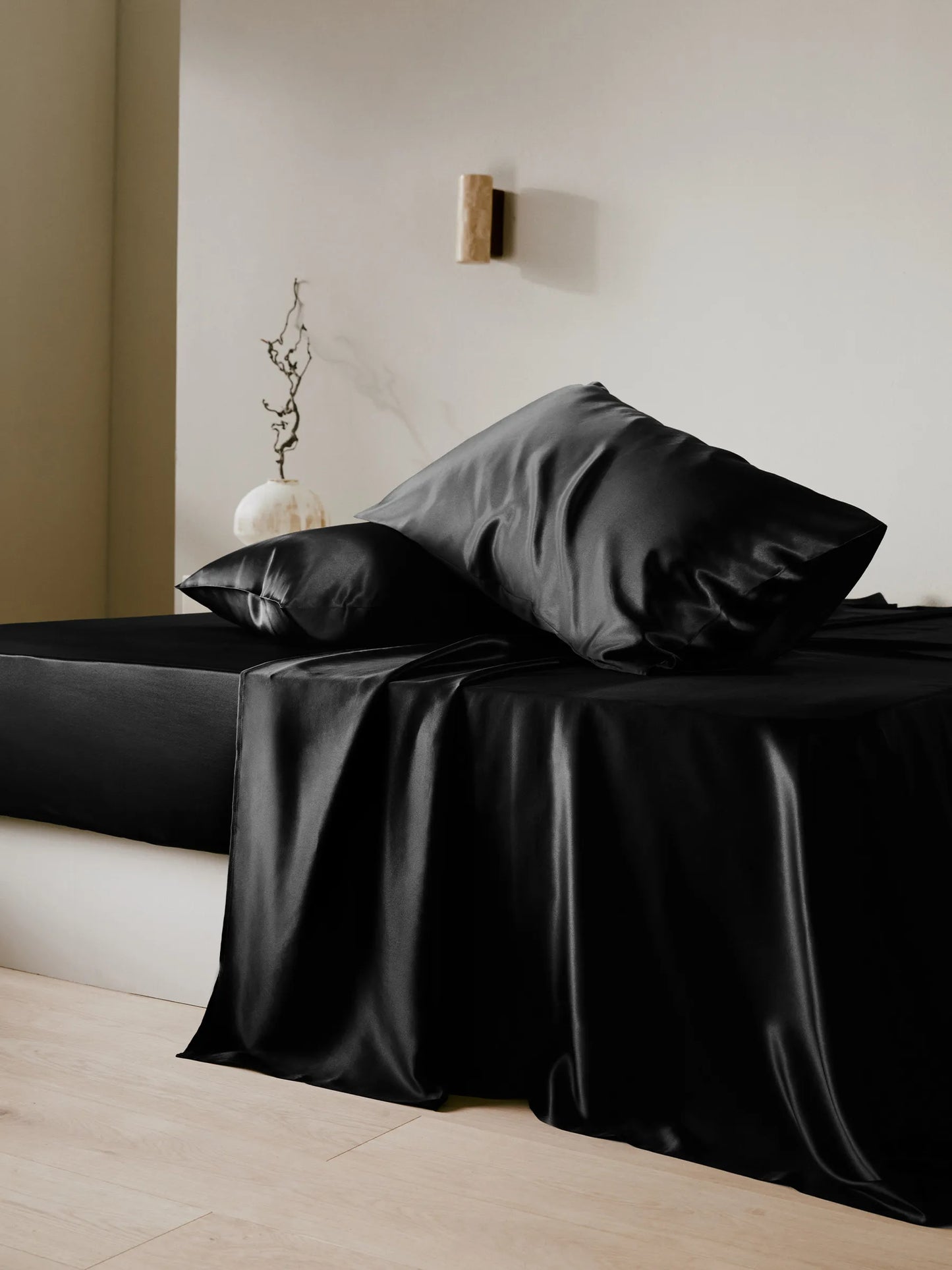 SILK SOUL™ Zippered Pillowcase